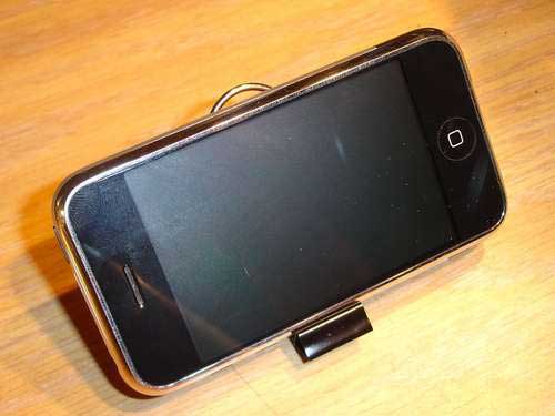 DIY Binder Clip iPhone Stand