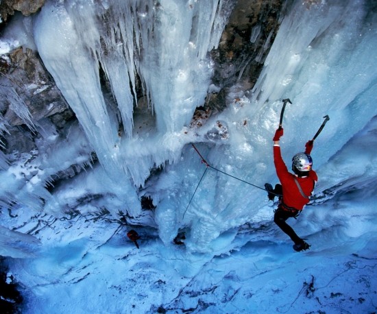 HTC Desire ice climb wall