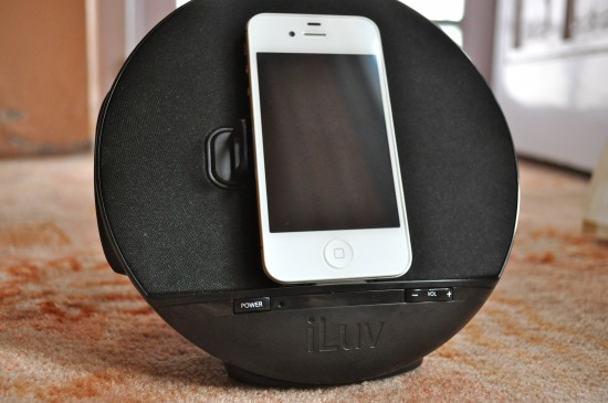 iLuv Speaker Dock