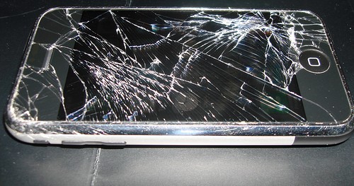 Cracked iPhone Screen? Here’s What You Should Do