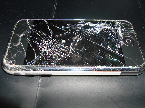 cracked iphone case repairs